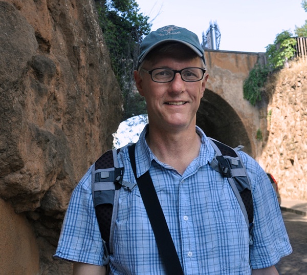 CNES faculty members help students engage in Latin,&nbsp;Greek