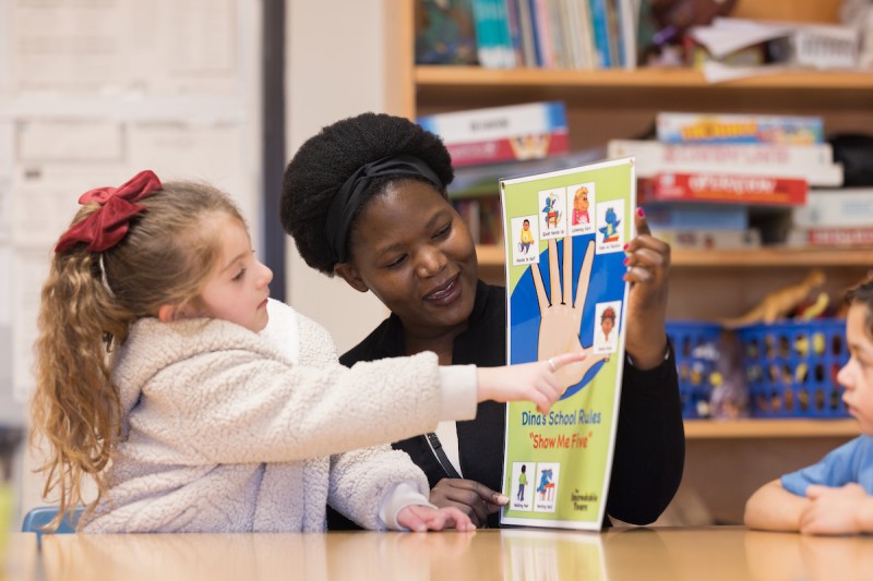 Bridging oceans and borders Ethan Knox